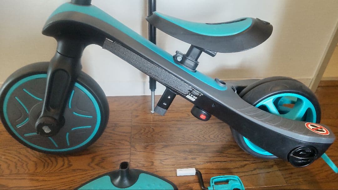 GLOBBER★グロッバー★エクスプローラー トライク3in1三輪車キックバイク