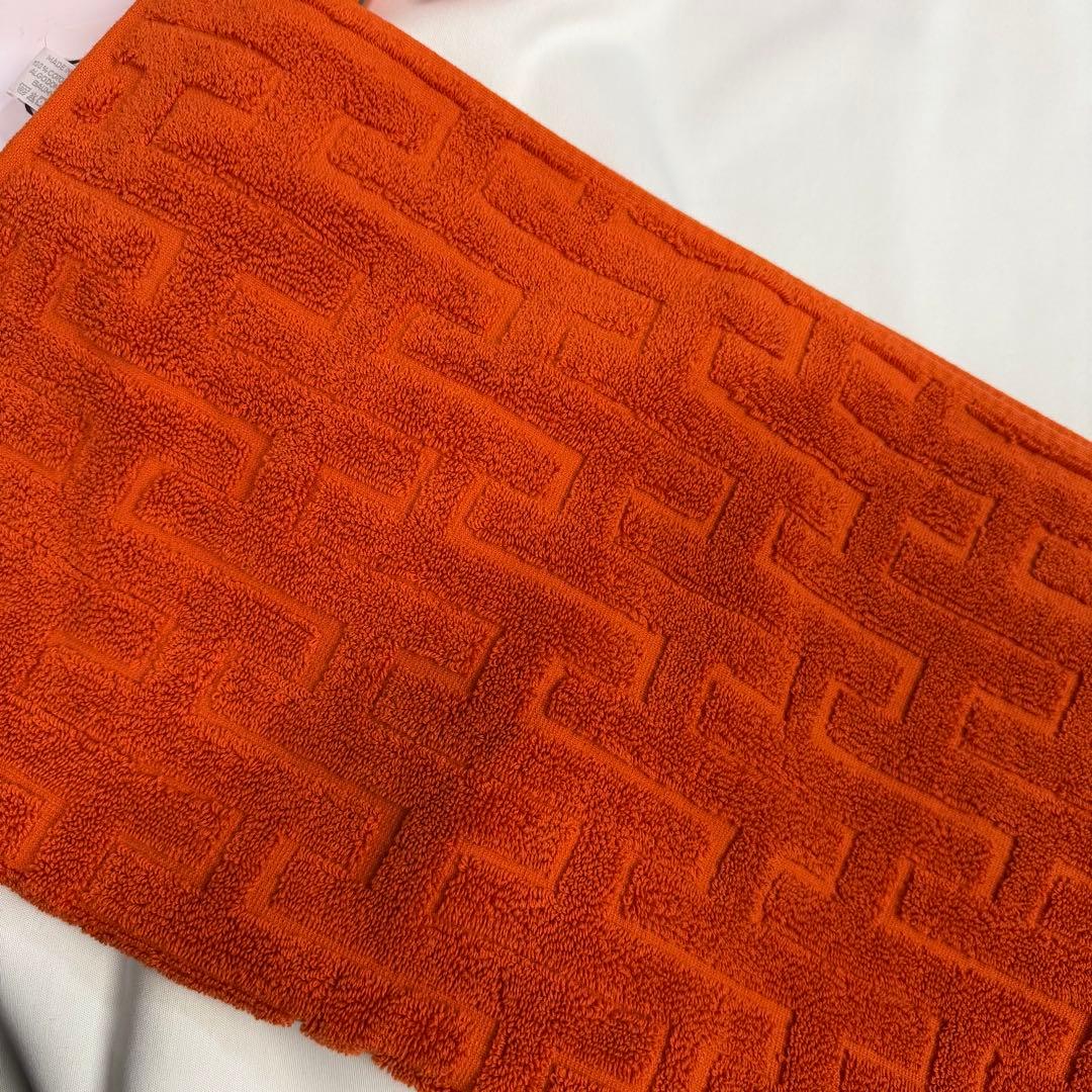【新品タグ付き】HERMES オレンジ バスタオル 大判55×98