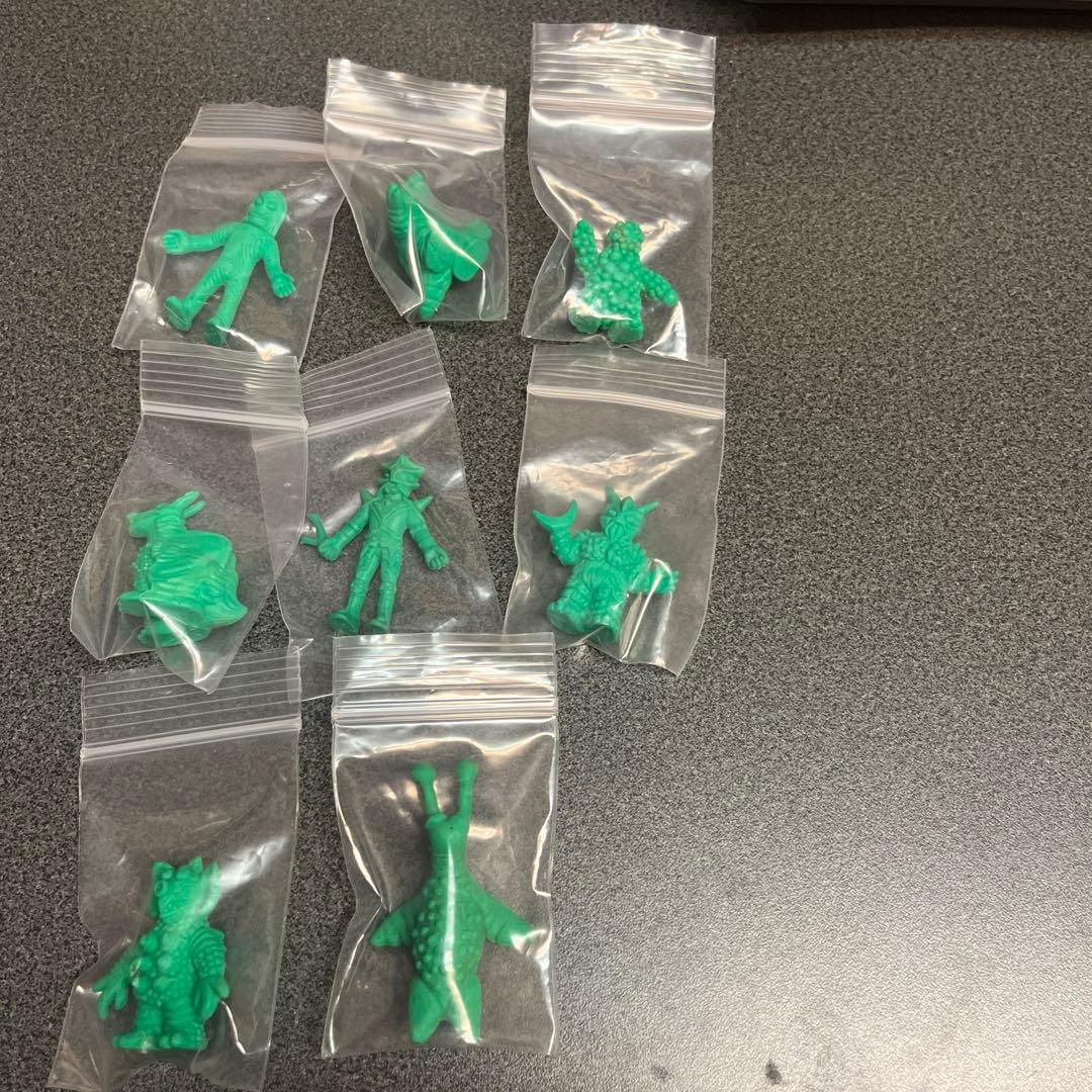 ウルトラマン怪獣消しゴムレア物青、橙、緑。バラ売りOK‼️