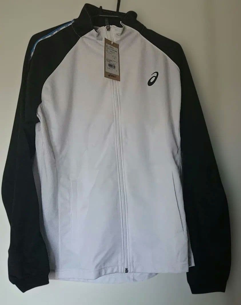新品未使用　アシックス トレーニングジャケット上下セット一式 ホワイト×ブラック