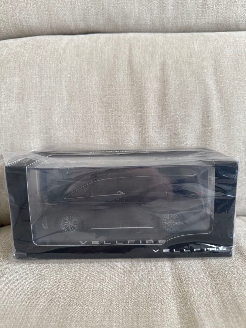 トヨタ　40ヴェルファイア 非売品ミニカー