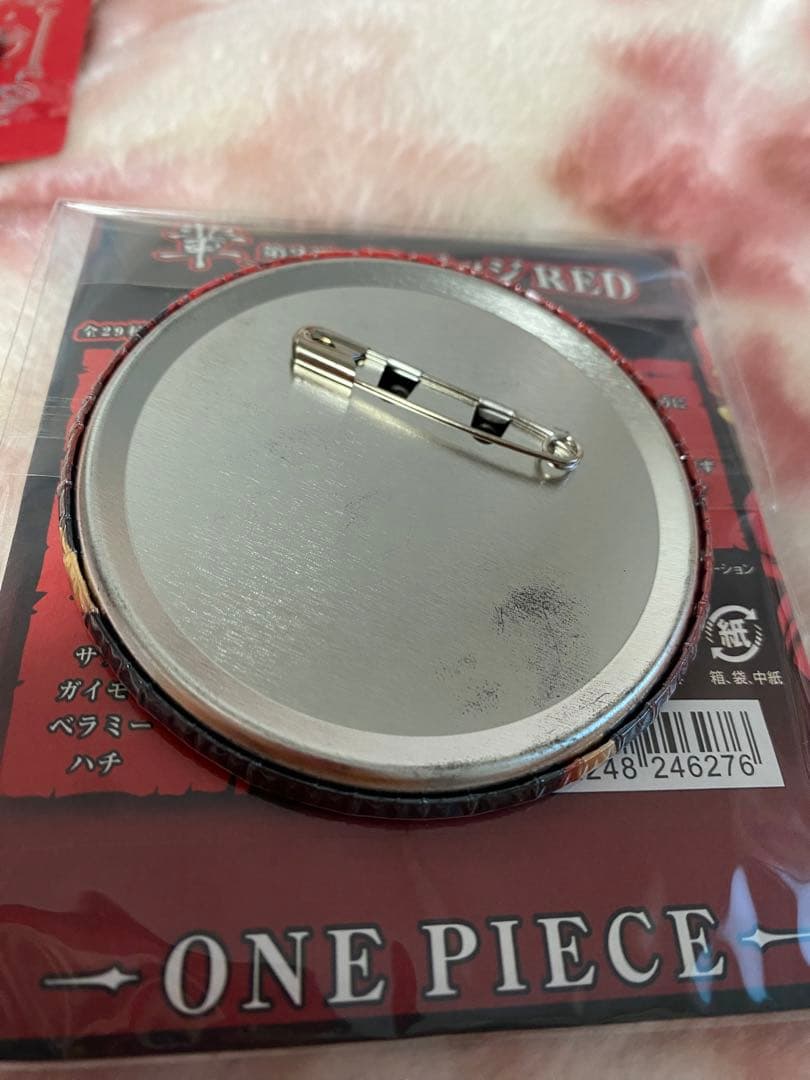 ワンピース　輩缶バッジ　トラファルガー・ロー　セット