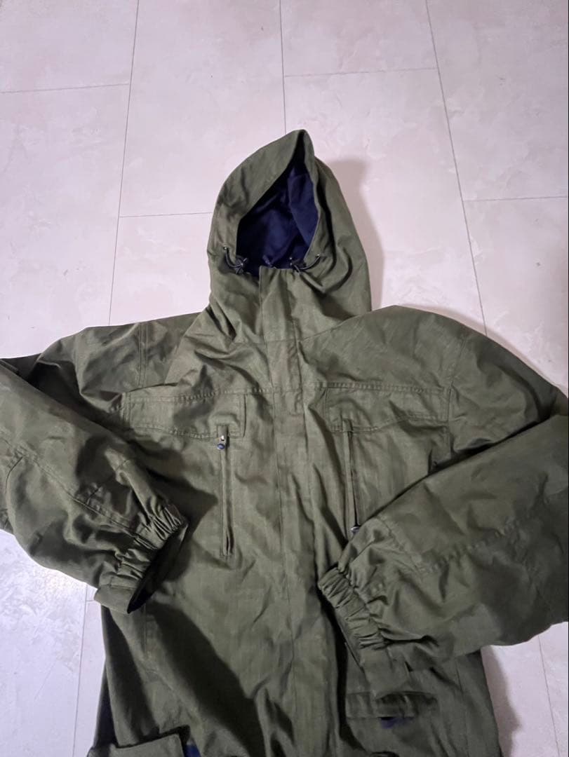 KICKS フルボディスーツ Lサイズ オリーブグリーン カーキ