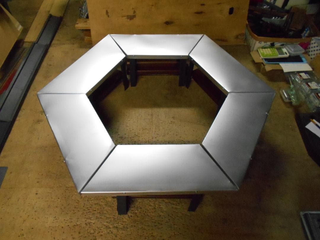 ヘキサテーブル 6角/焚き火テーブル シルバー ガルバ クリップ接続 自作