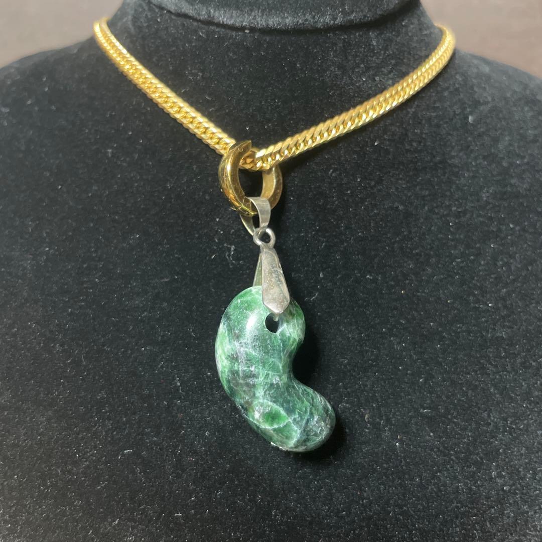 11g 糸魚川　翡翠　勾玉　緑