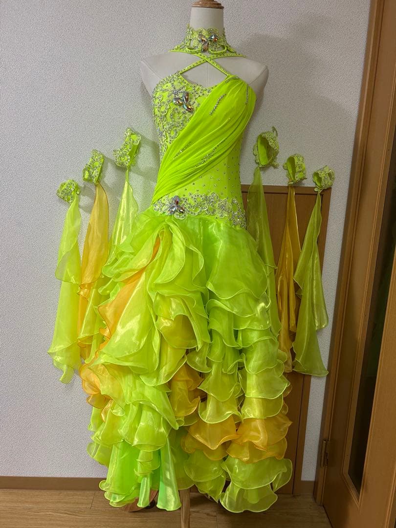 社交ダンス スタンダードドレス 蛍光イエロー・オレンジ 競技会