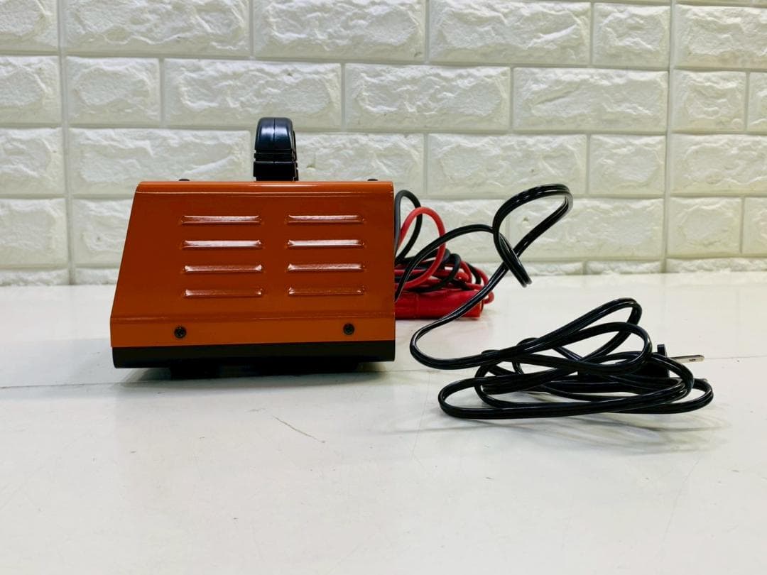 222Z Cellstar CC-30AT 自動バッテリー充電器 美品 送料込