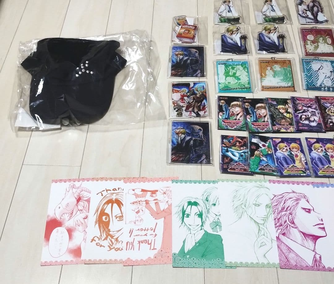 魔人探偵脳噛ネウロ　スクラッチ　アクスタ　缶バッジ　キーホルダー　まとめ売り