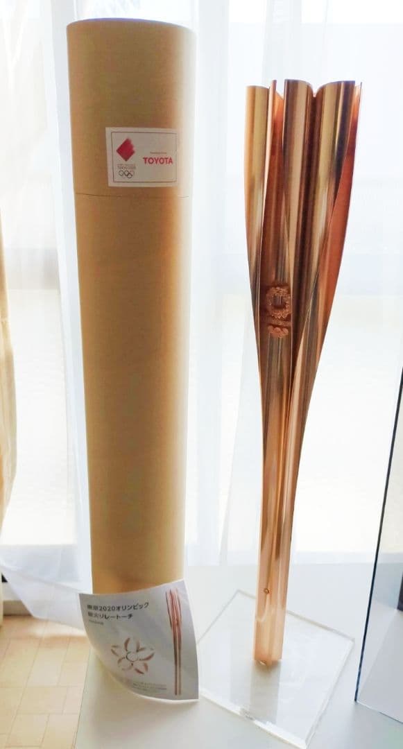美品値下！★聖火トーチ 東京オリンピック2020 鑑賞ケース&ユニフォーム額縁他