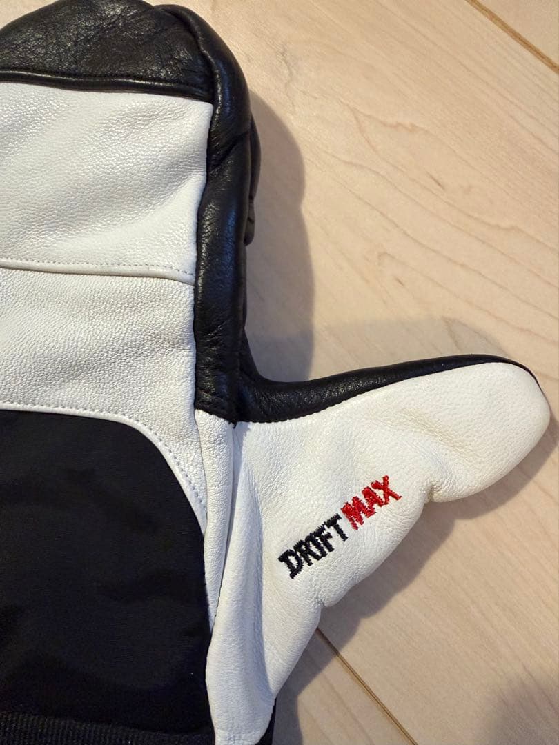 VICROY DRIFT MAXミトン