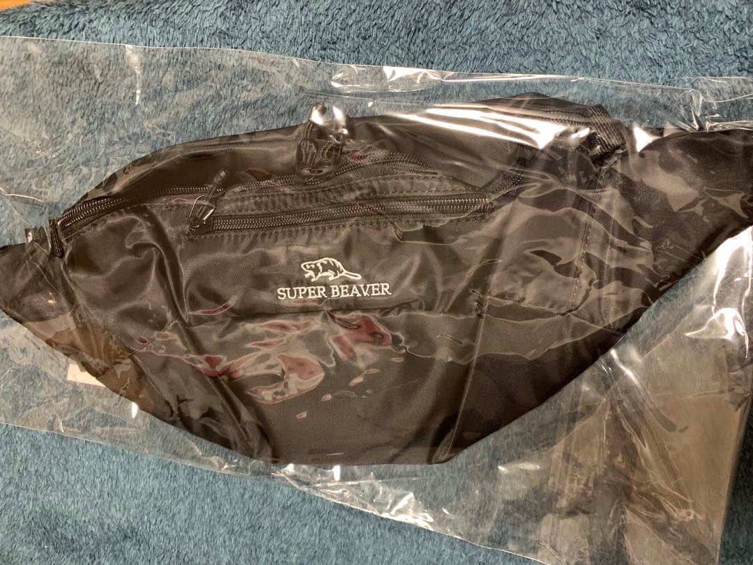 スーパービーバー ボディバッグ