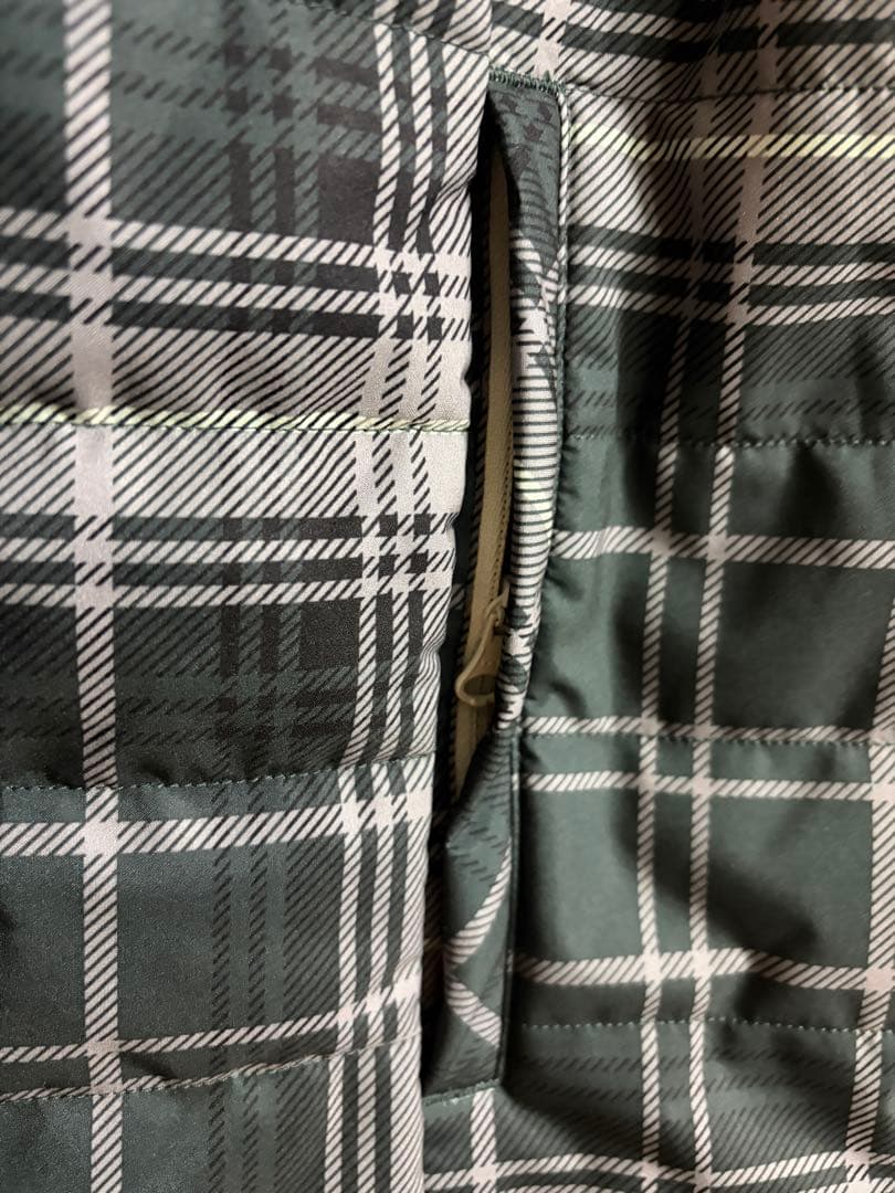 adidas タータンチェック 保温 中ワタ長袖フルジップジャケット