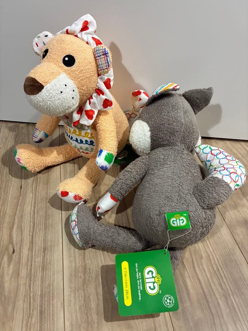 GiGi ライオンとオオカミのぬいぐるみセット　新品タグ付き　出産祝い
