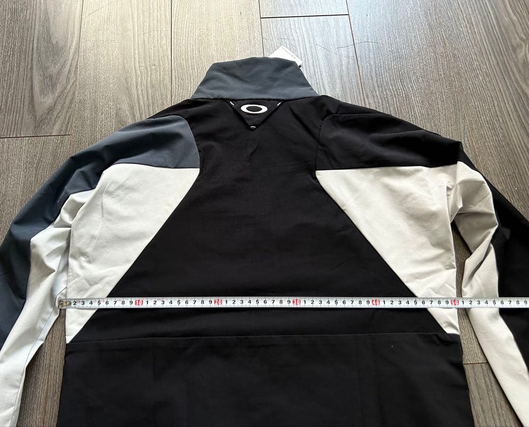 新品 OAKLEY オークリー 立体裁断ゴルフジャケット UPF50 耐久撥水M