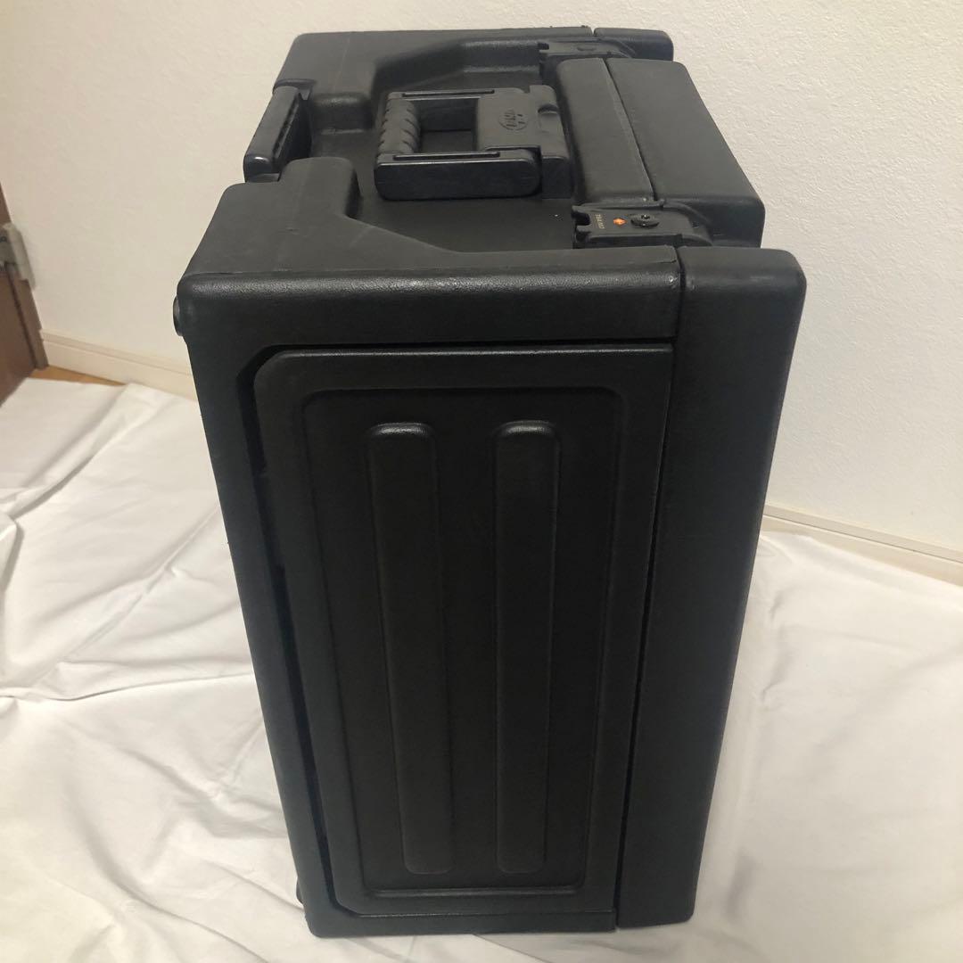 送料込★良品★SKB 4Uコンボラックケース キャスター キャリー 鍵付