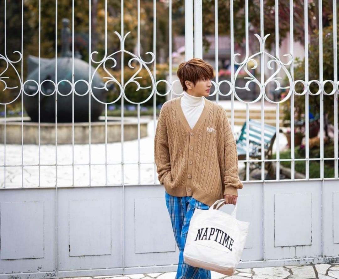 ナップタイム　naptime. Nissy 西島隆弘　カーディガン　ネイビー