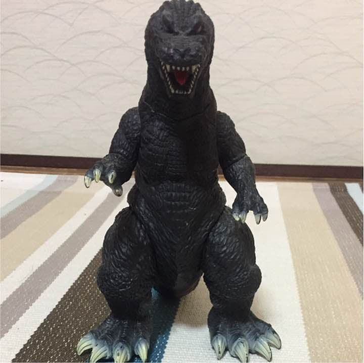 ゴジラのフィギュア