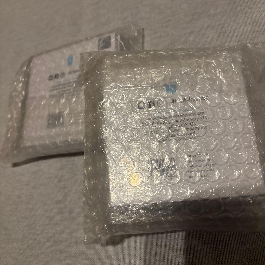 新品、STAR未連携 Sky星を紡ぐ子どもたち イタチ面＆キツネ面 ピンバッジ