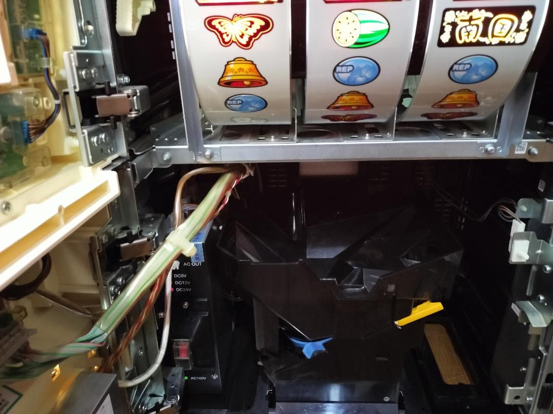 【パチスロ実機】銀座★ザ・ブルーハーツ【不要機付】超レア・希少台・人気台