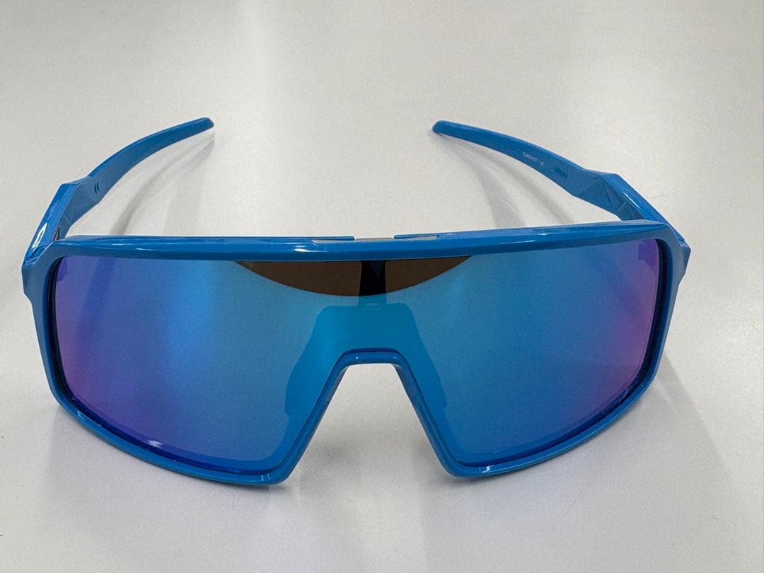 OAKLEY SUTRO オークリー　スートロ プリズムサファイア