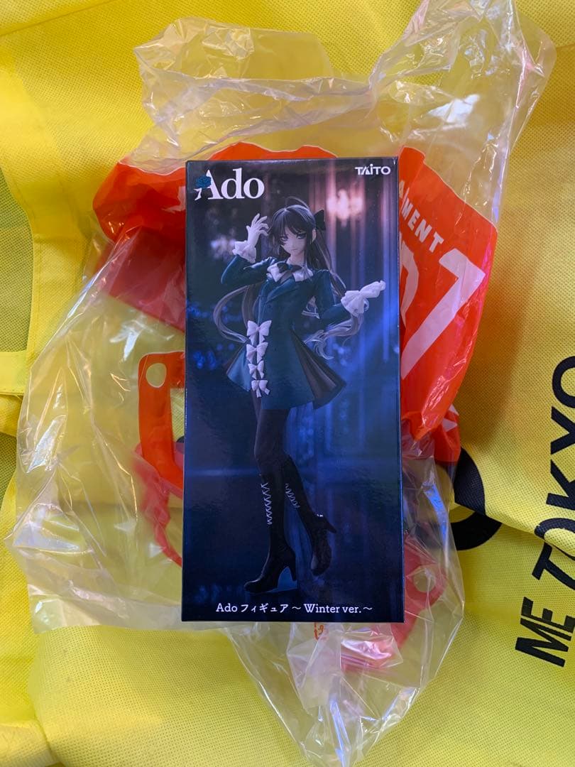 【ラウンドワン限定】Ado フィギュア～Winter ver.~