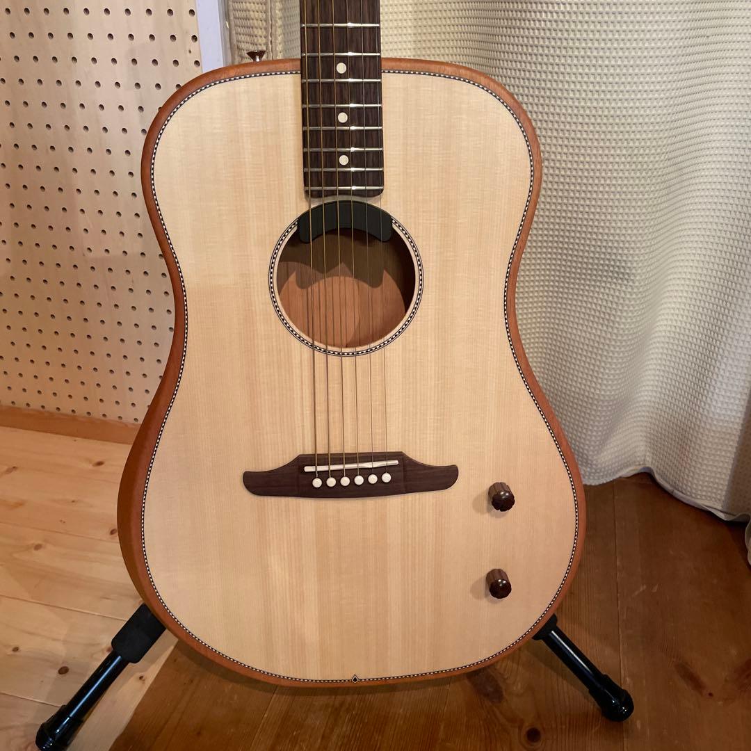 【美品】Fender Highwayシリーズ　Dreadnought Nat