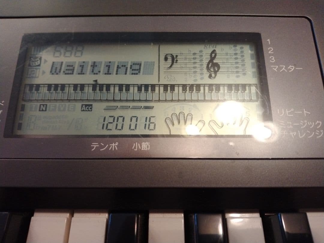 【美品】CASIO CTK-2200 電子ピアノ 電子キーボード 61鍵