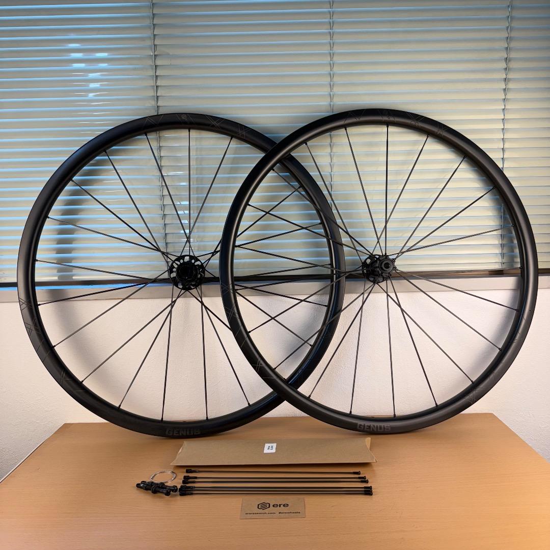 【美品】ERE RESEARCH GENUS SL30-R カーボンホイール