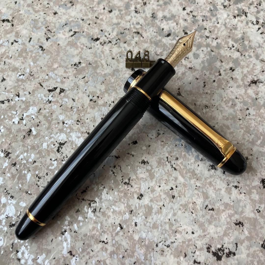 #048 オーバーホール済み 万年筆 SAILOR プロフィット 14k