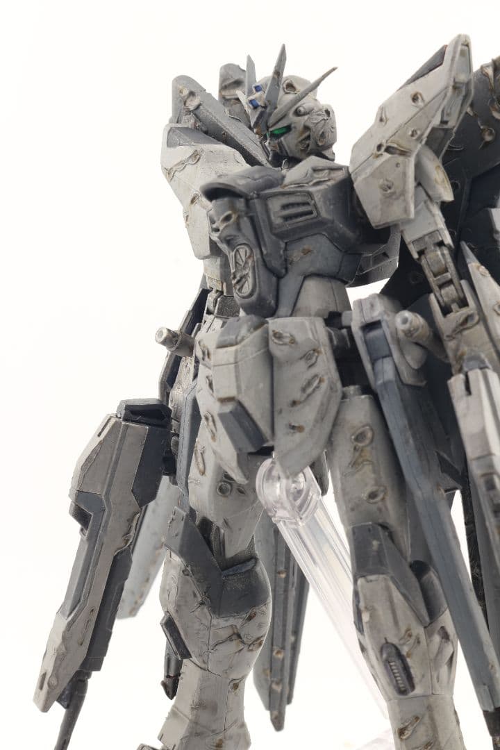 HGブラックナイトコードジヴァ　ストライクフリーダム　ジオラマ　塗装済み　完成品