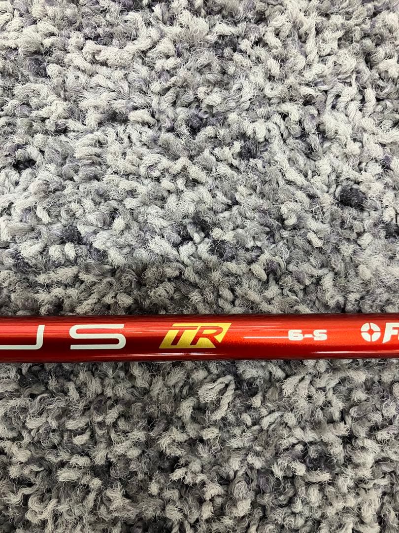 VENTUS TRレッドVELOCRE テーラーメイドスリーブ付き　1W用