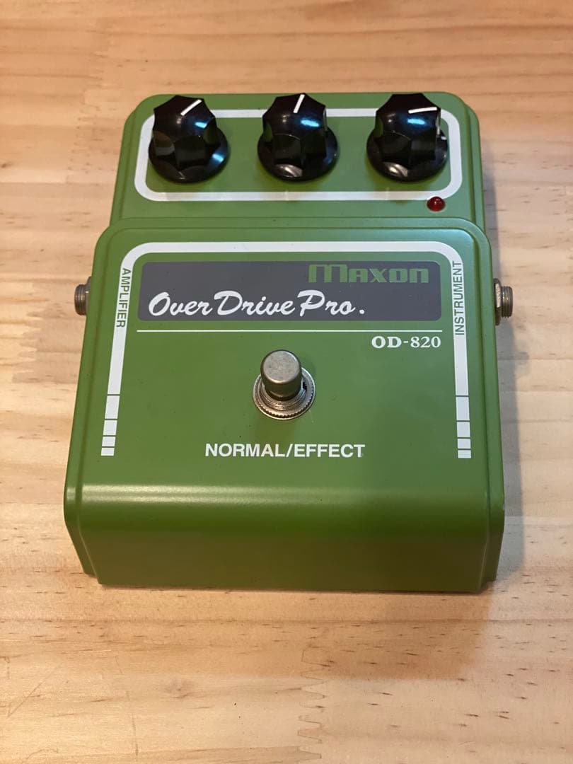 ギター Maxon OD-820