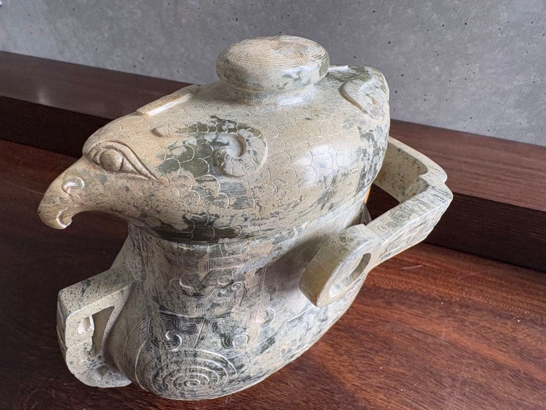石？玉？の中国的な置物　中国美術 19cm 2.3 kg
