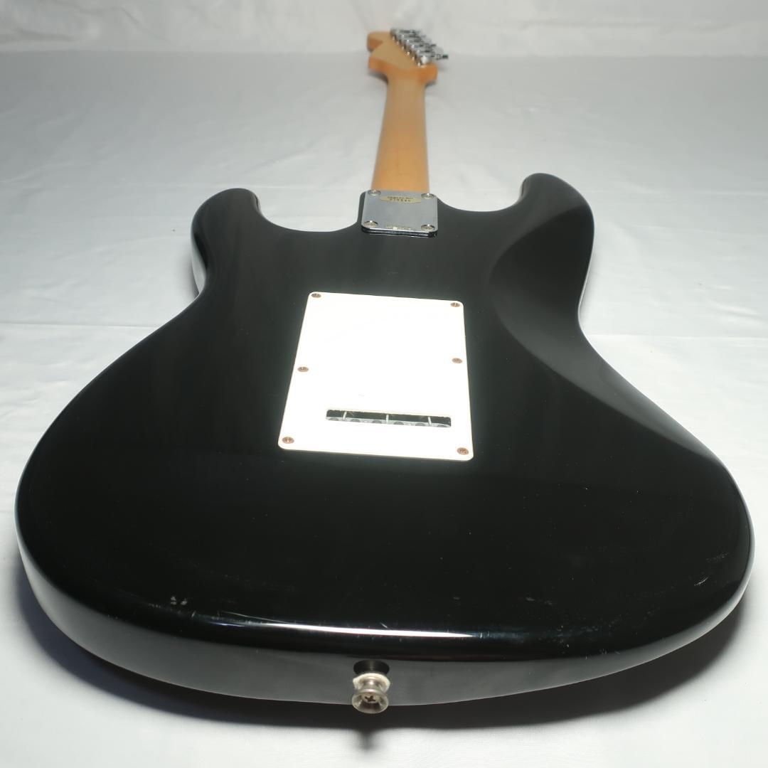 BUSKER'S ストラトタイプ エレキギター BK 軽量2.8kg