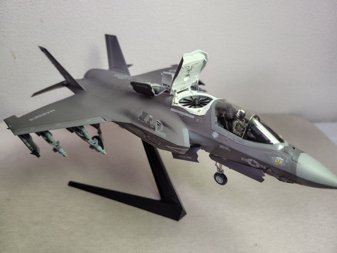 タミヤＦー３５Ｂライトニング２ １／４８スケールモデル