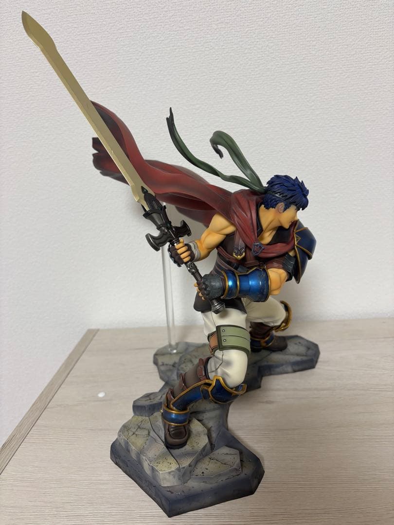 ファイアーエムブレム 1/7スケールフィギュア アイク