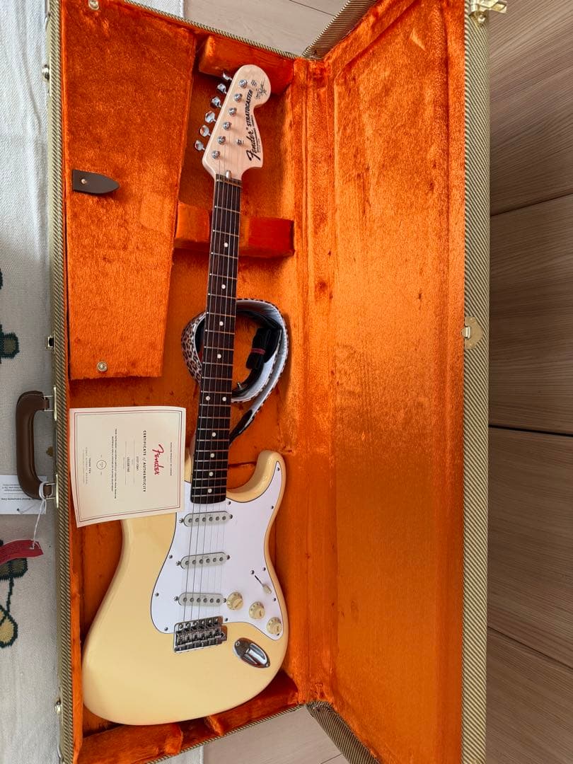 ギター Fender USA Yngwie Malmsteen Stratocatste