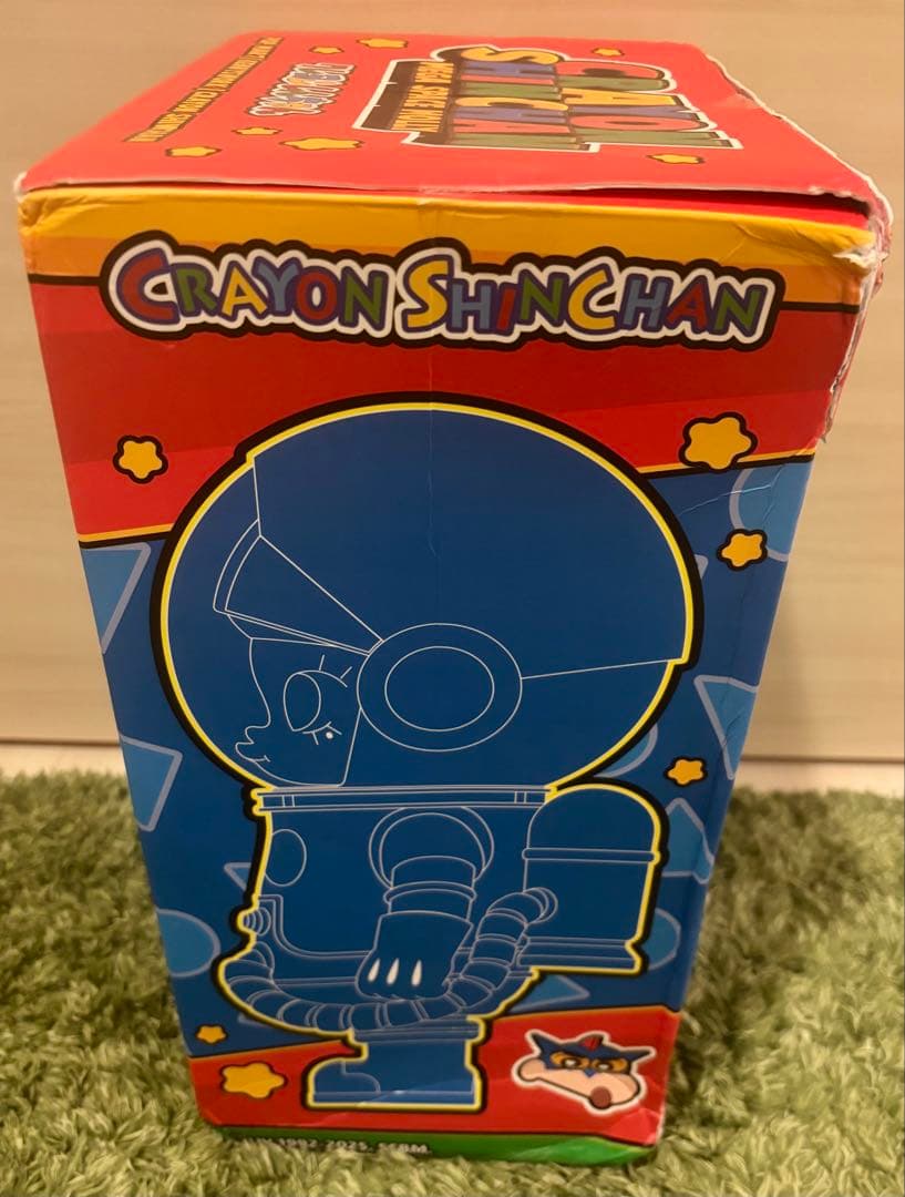 MEGA SPACE molly 400%+100% クレヨンしんちゃん