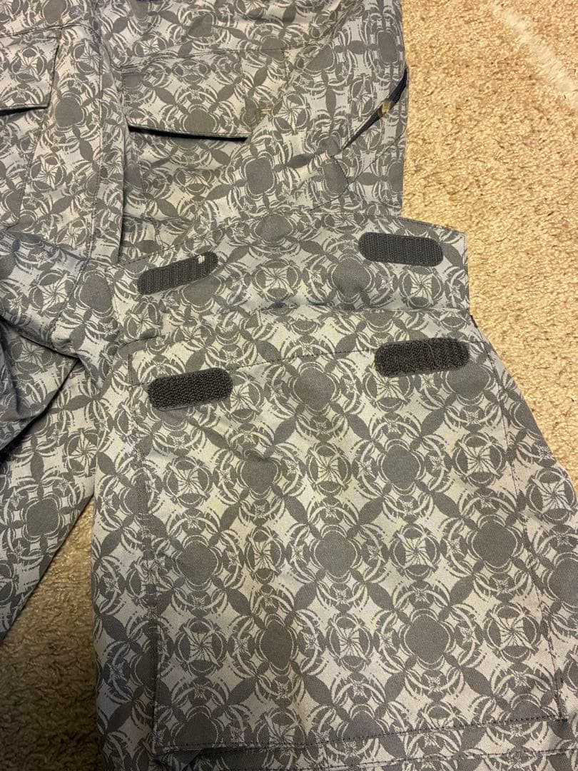 【美品】スキー　スノーボードウエア　スパイダー　パンツ　グレー　M