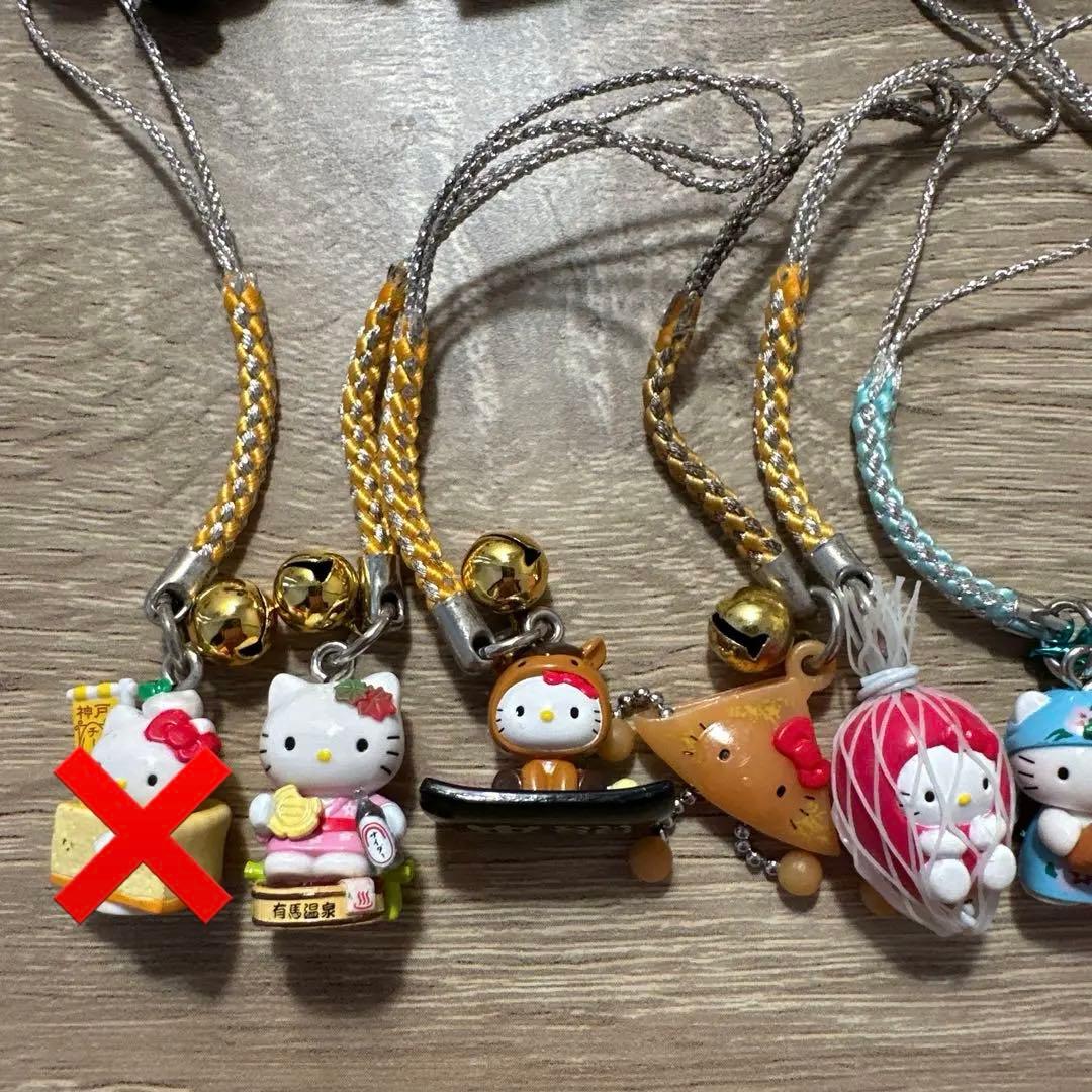 d*9様 【地域限定】ハローキティ ストラップ 33個セット