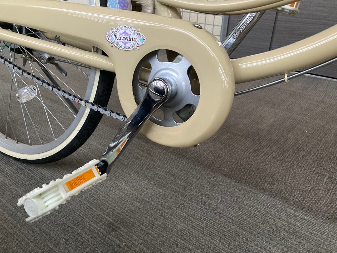 リコリーナ　シティサイクル ベージュ 24インチ