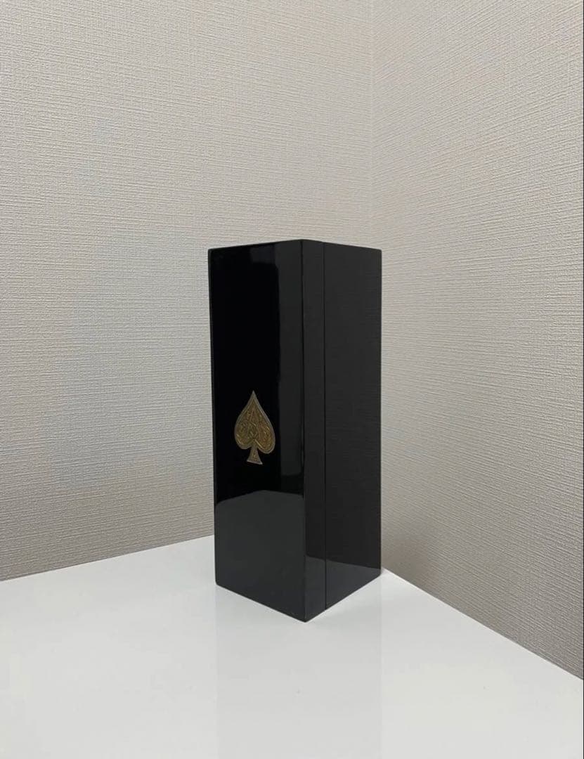 アルマンドゴールドシャンパン