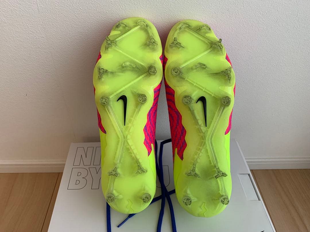 NIKE ファントムGX アカデミーMG 26cm 特注 世界に１足のカラー？