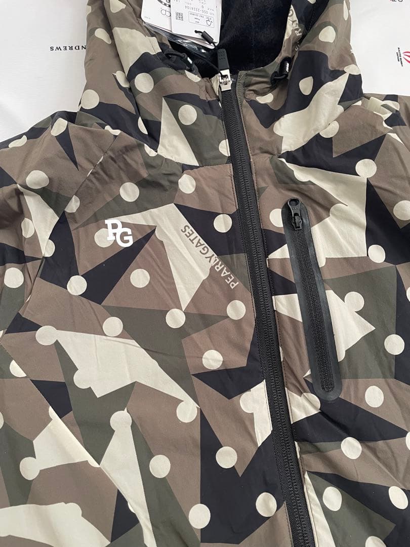 値下げ【新品】PEARLY GATES 迷彩水玉フードジャケット サイズ0