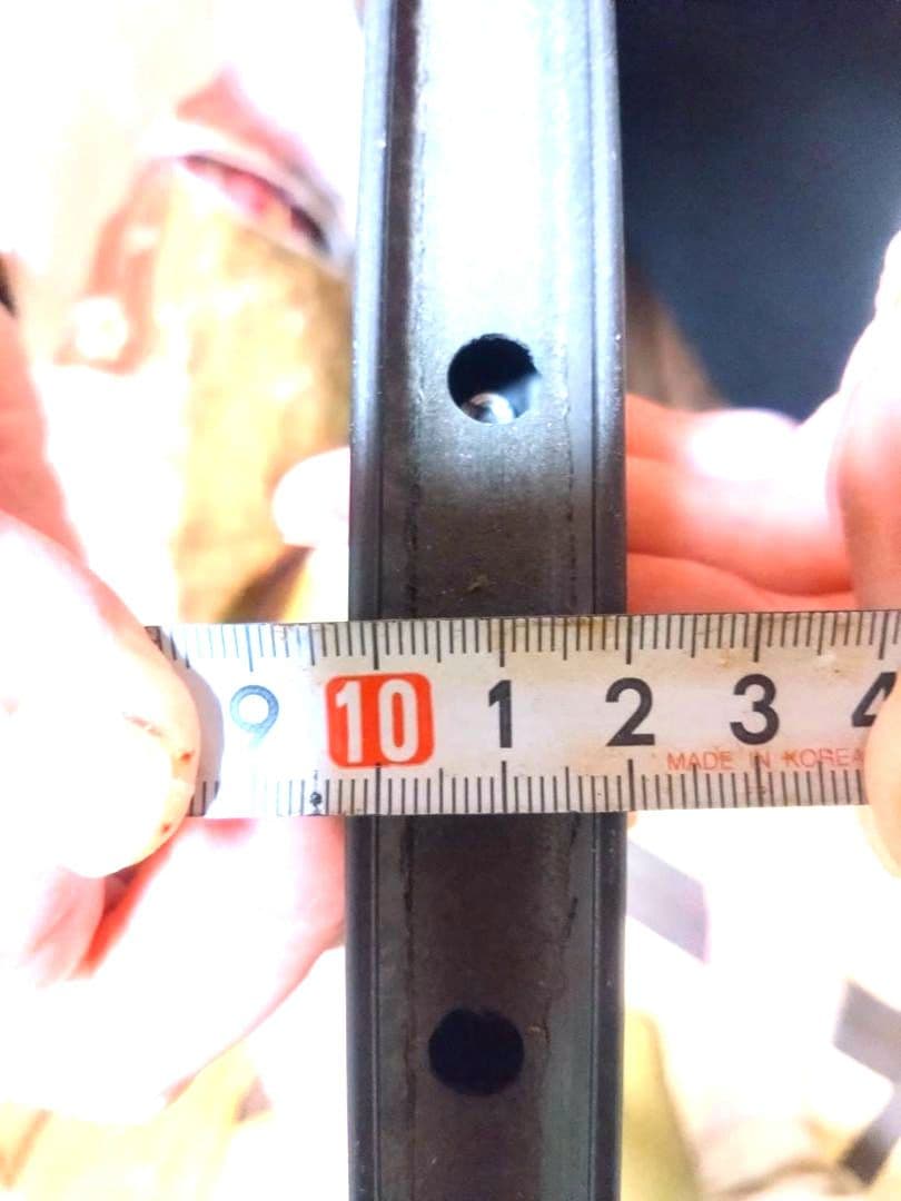 H plus son 後輪ホイールとSurly　ハブ