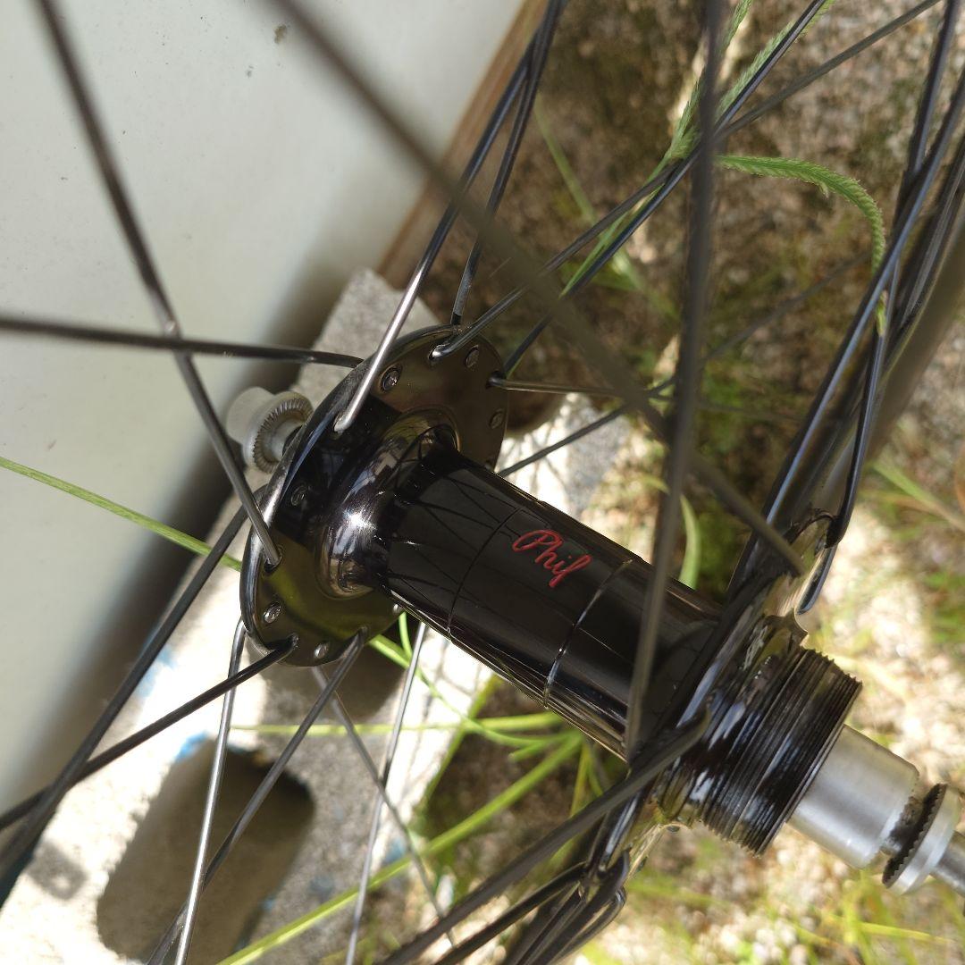 NOTORIOUS 90 カーボンホイール