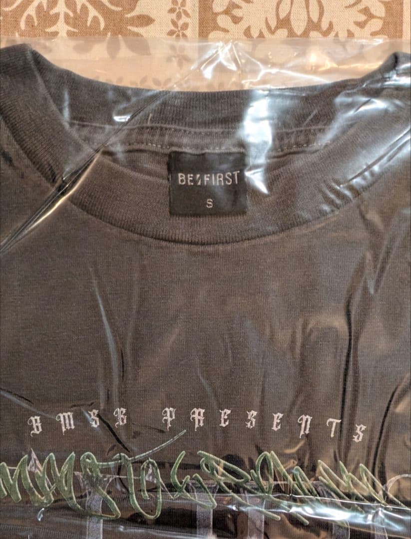 BEEFIRST Official Fan Club オリジナルTシャツ