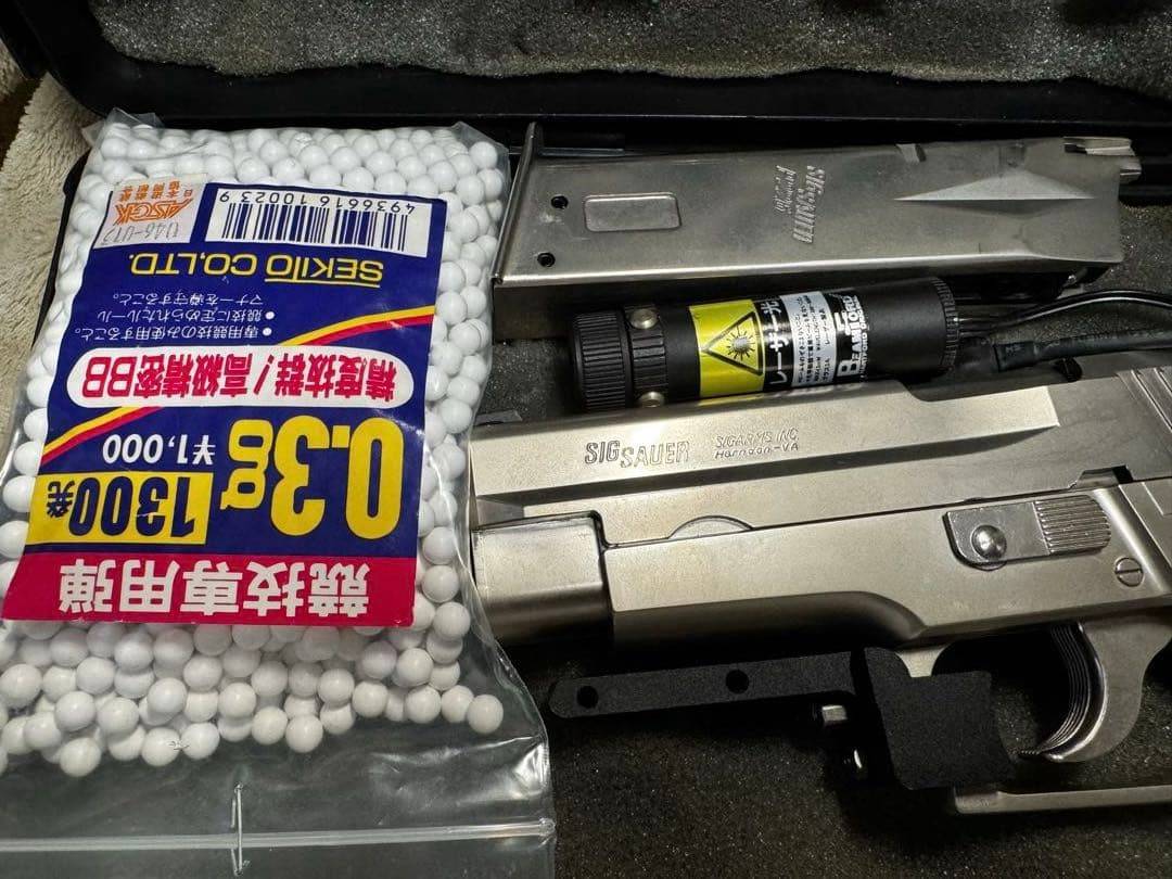 タナカ製 W.A. シグザウエルP226 ALLシルバーモデル DOSKOCIL
