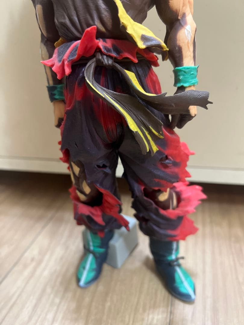 ドラゴンボール 超サイヤ人4、超サイヤ人フィギュア 2体セット