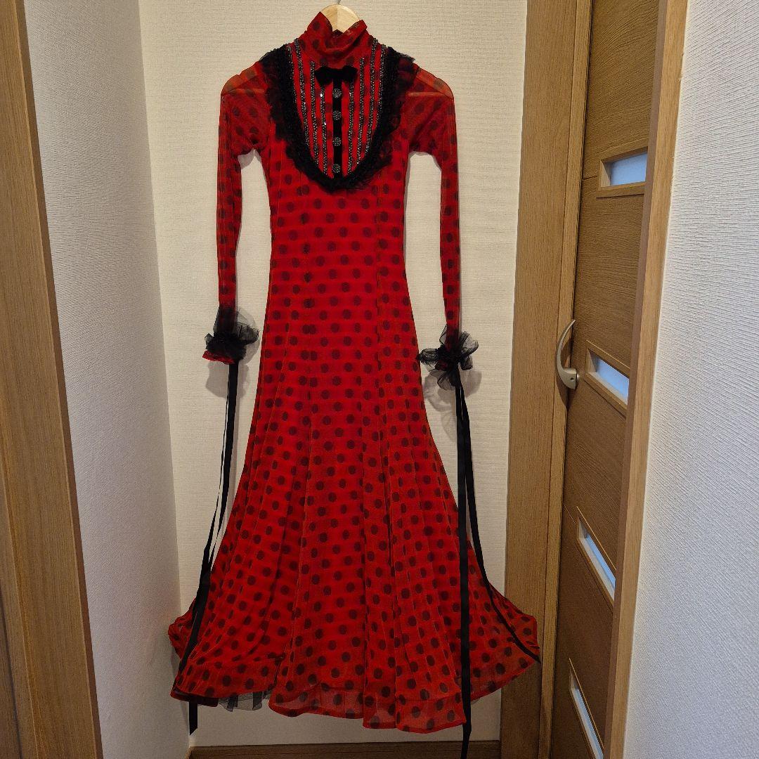 社交ダンス　スタンダードドレス　赤と黒の水玉模様ドレス　S～M